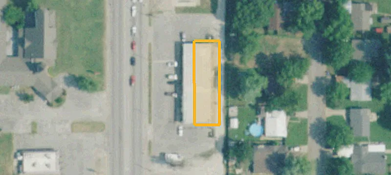 2028 Main St