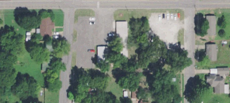 511 Redwood Ave