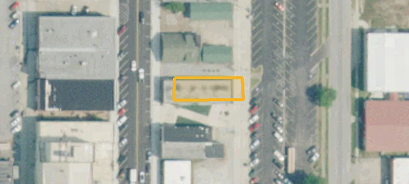 122 Main St