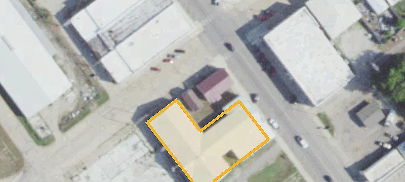 201 Main St