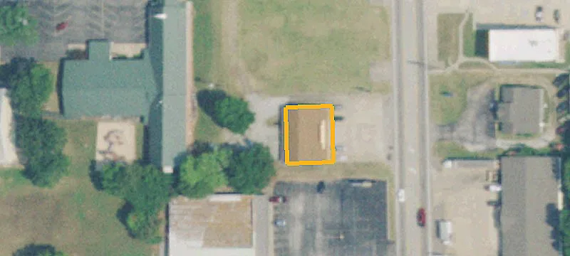 1104 Main St