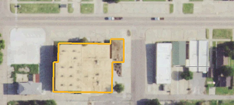 1601 Main St