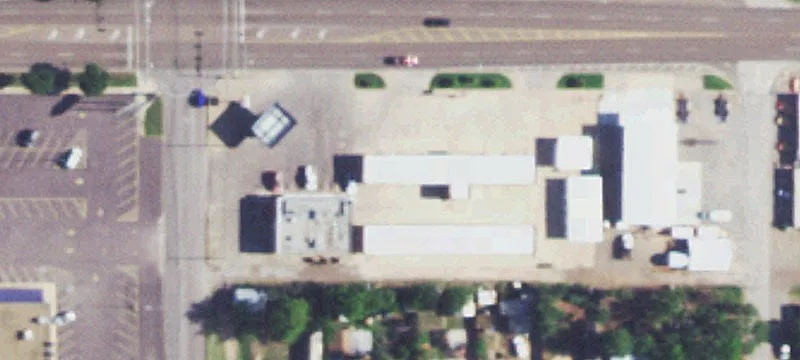 704 Broadway St