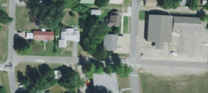 114 2nd St