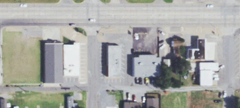 402 Main St