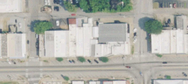 13 3rd St
