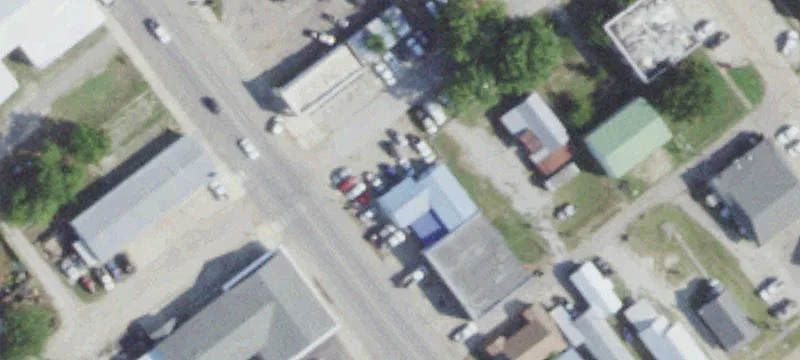 300 Main St