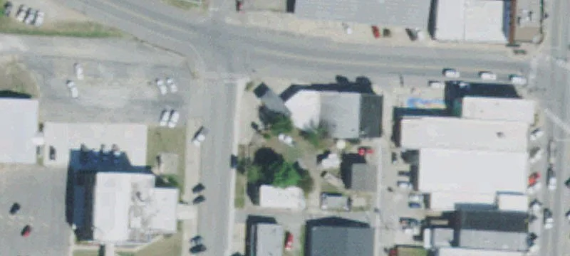 120 1st St