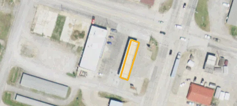 100 Main St