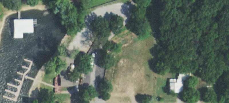 330 Lk Frnt St