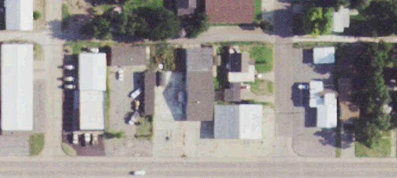 1906 Main St