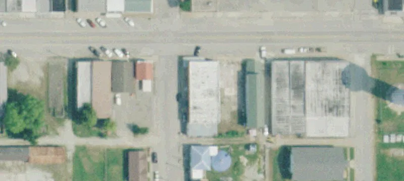 300 Commerce St