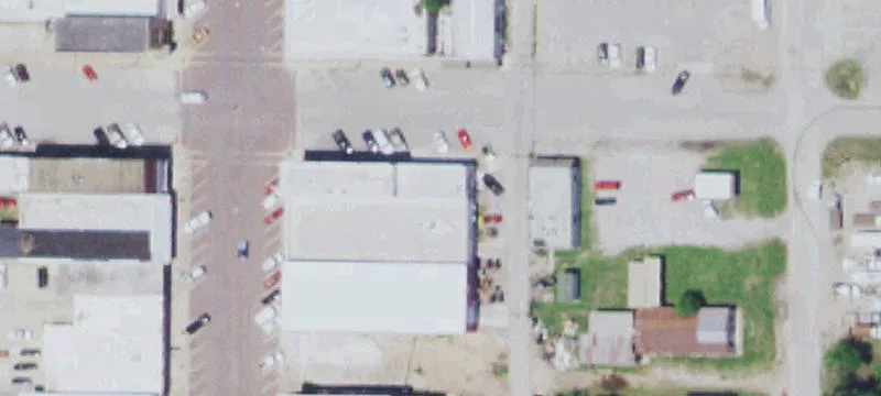 305 Main St