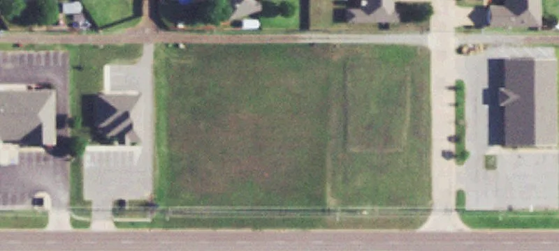 905 Tamarack Rd