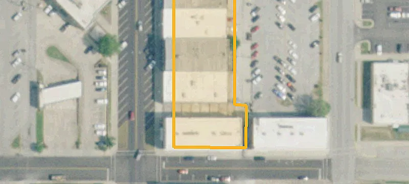 23 Main St