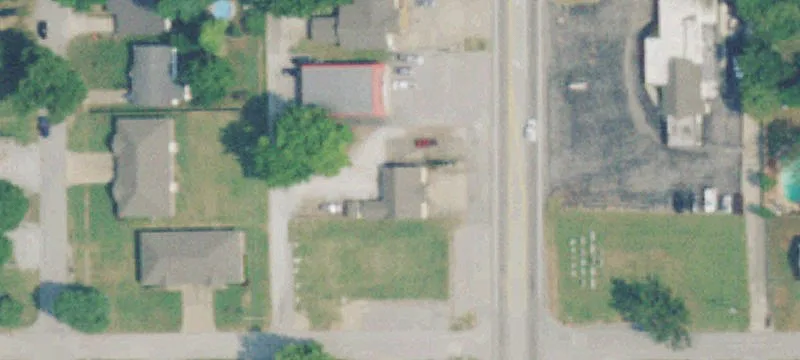 718 Main St