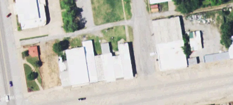 121 Evans Ave