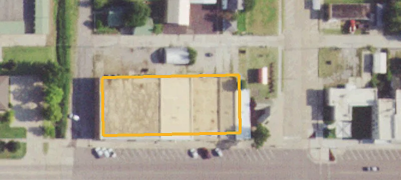 1110 Main St