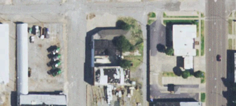 210 9th St
