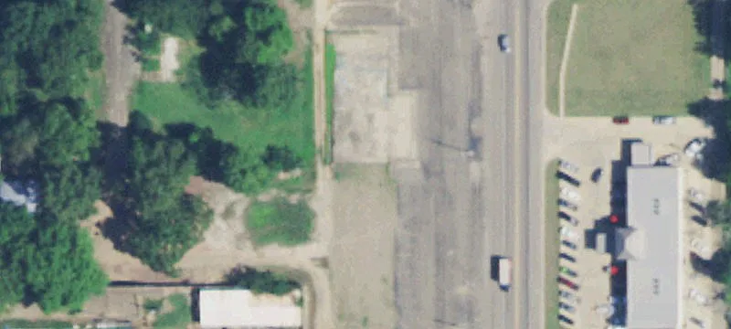 807 Park Dr