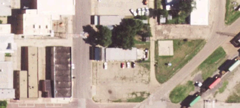 409 Ellison St
