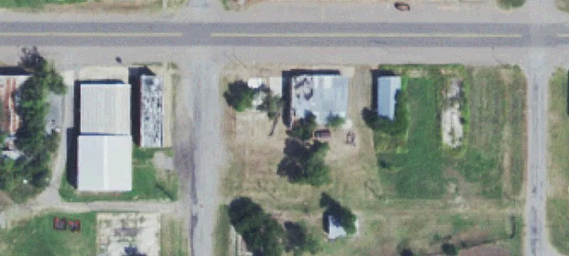Commercial Ave