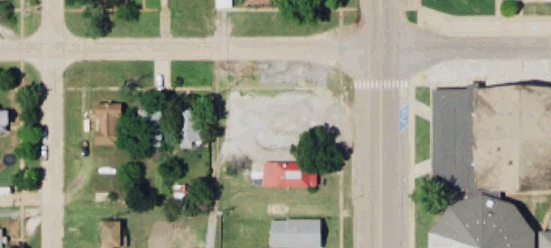 320 Main St