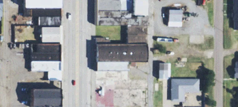 710 Ee St