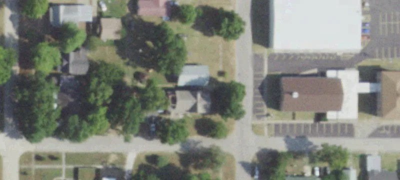 121 6th St
