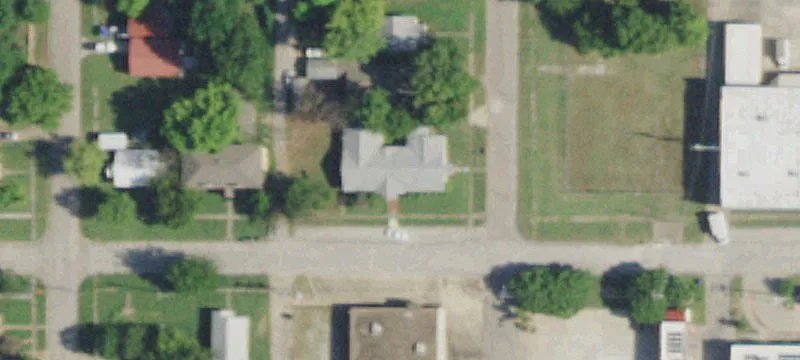 202 Oak Ave
