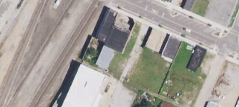 306 Main St