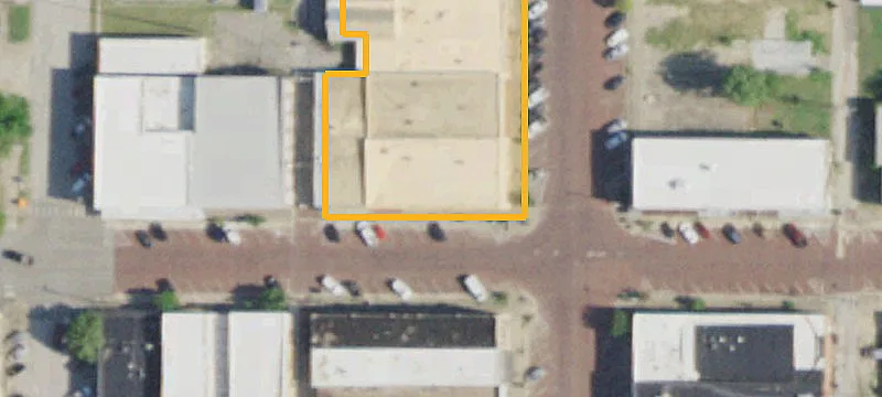 303 Main St