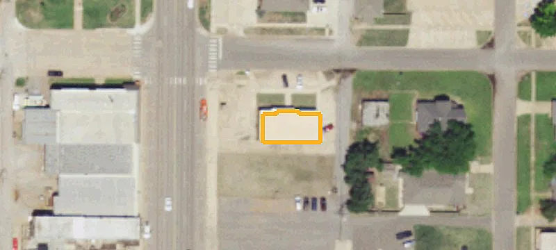 121 Main St