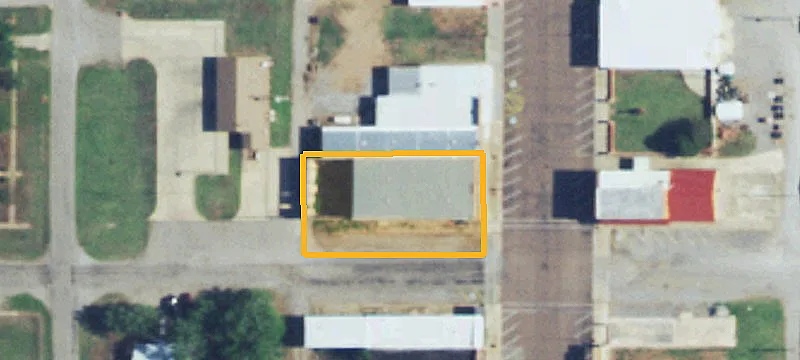 403 Main St