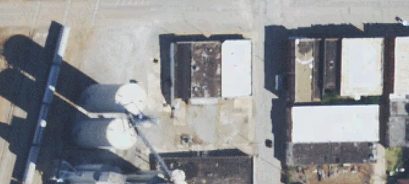 304 Grand Ave