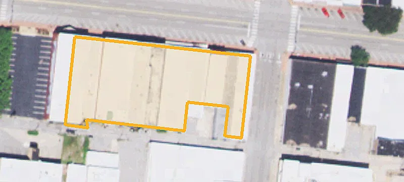 908 Main St