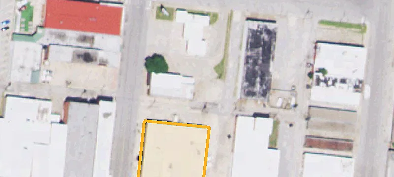 40 8th St