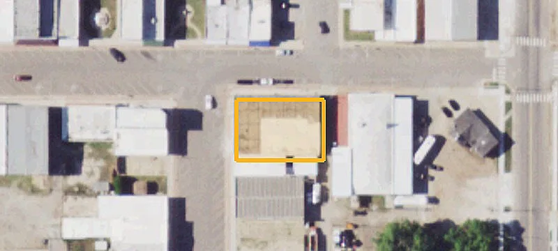 1580 Main St