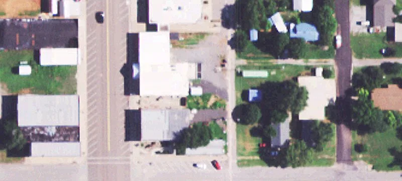 411 Main St