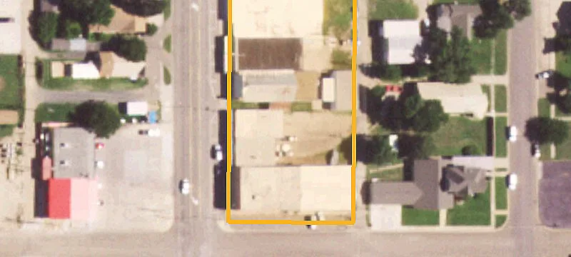 707 Main St