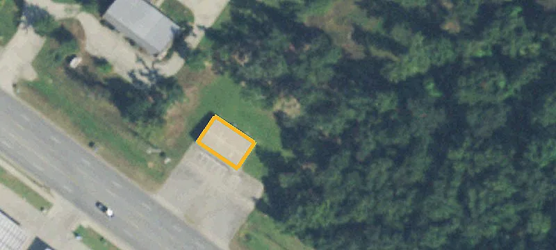 1318 Main St
