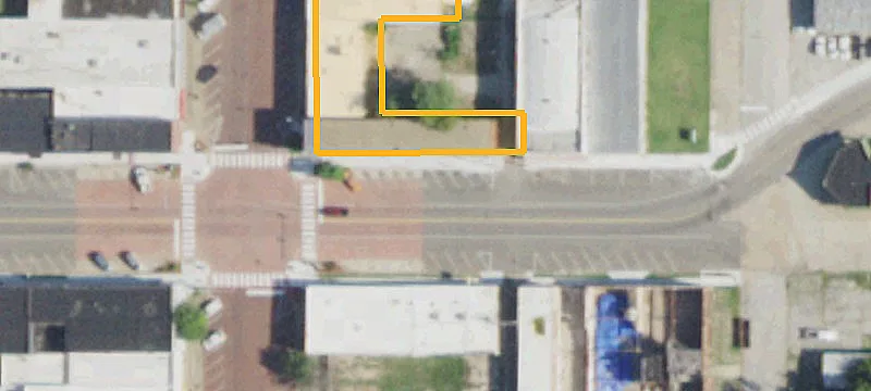 322 Broadway