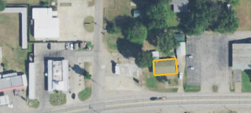 703 Main St