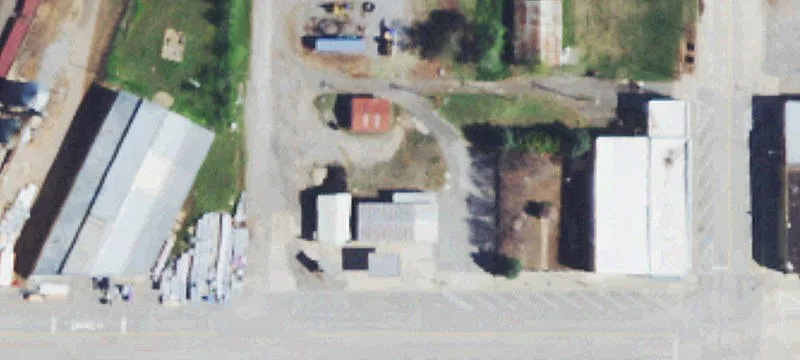 Ee 210th E Main