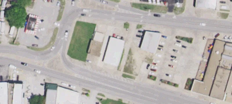 607 Main St