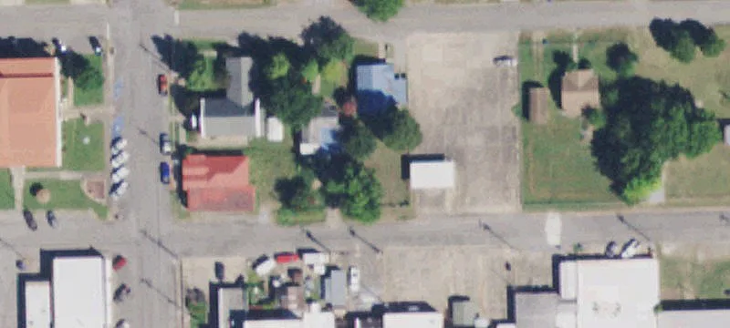 106 Ada Ave