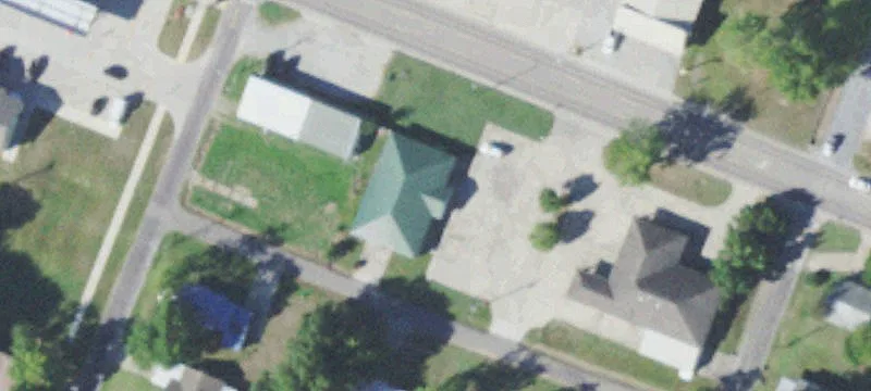 802 Main St