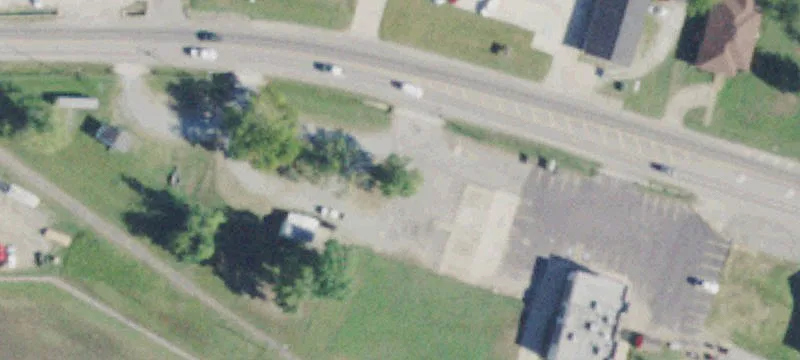 902 Main St