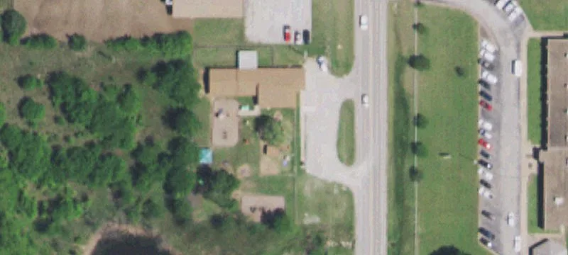 800 Hwy 77
