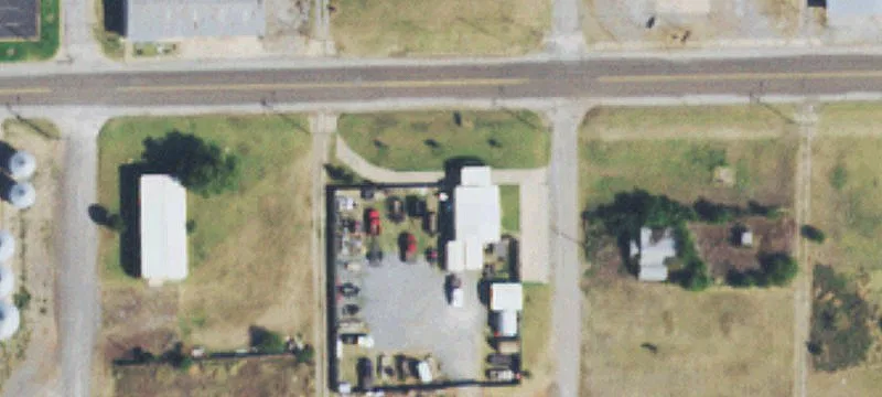 800 Gladstone Ave